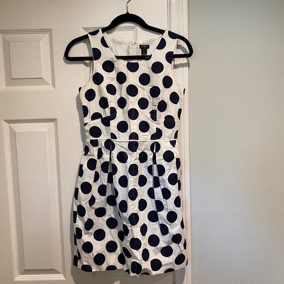 EUC JCREW white and navy polk a dot dress - Picture 2 of 8